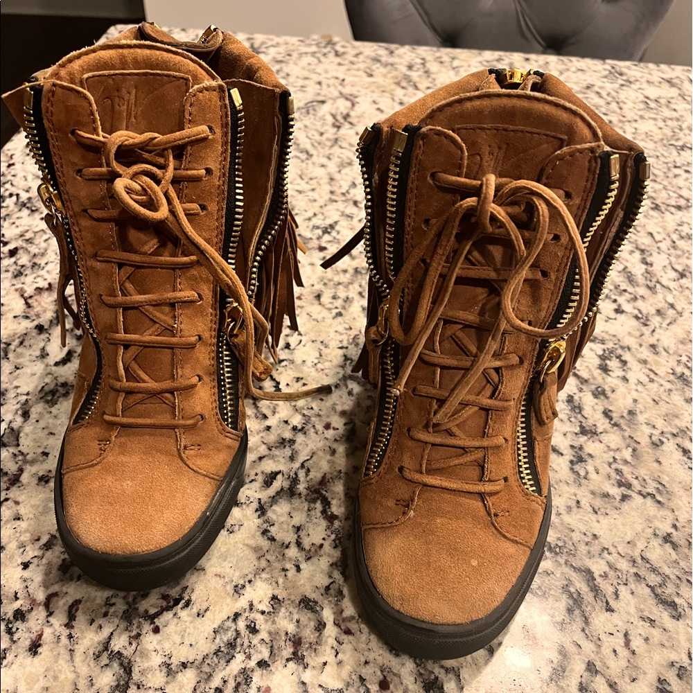 Giuseppe Zanotti fringe wedge suede shoe